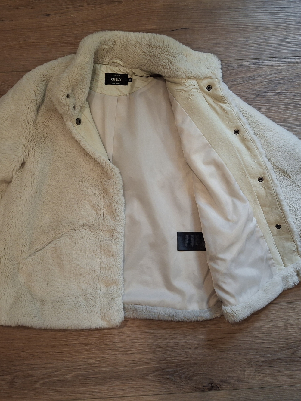 ONLY Beige-Cream Teddy Faux Fur Jacket